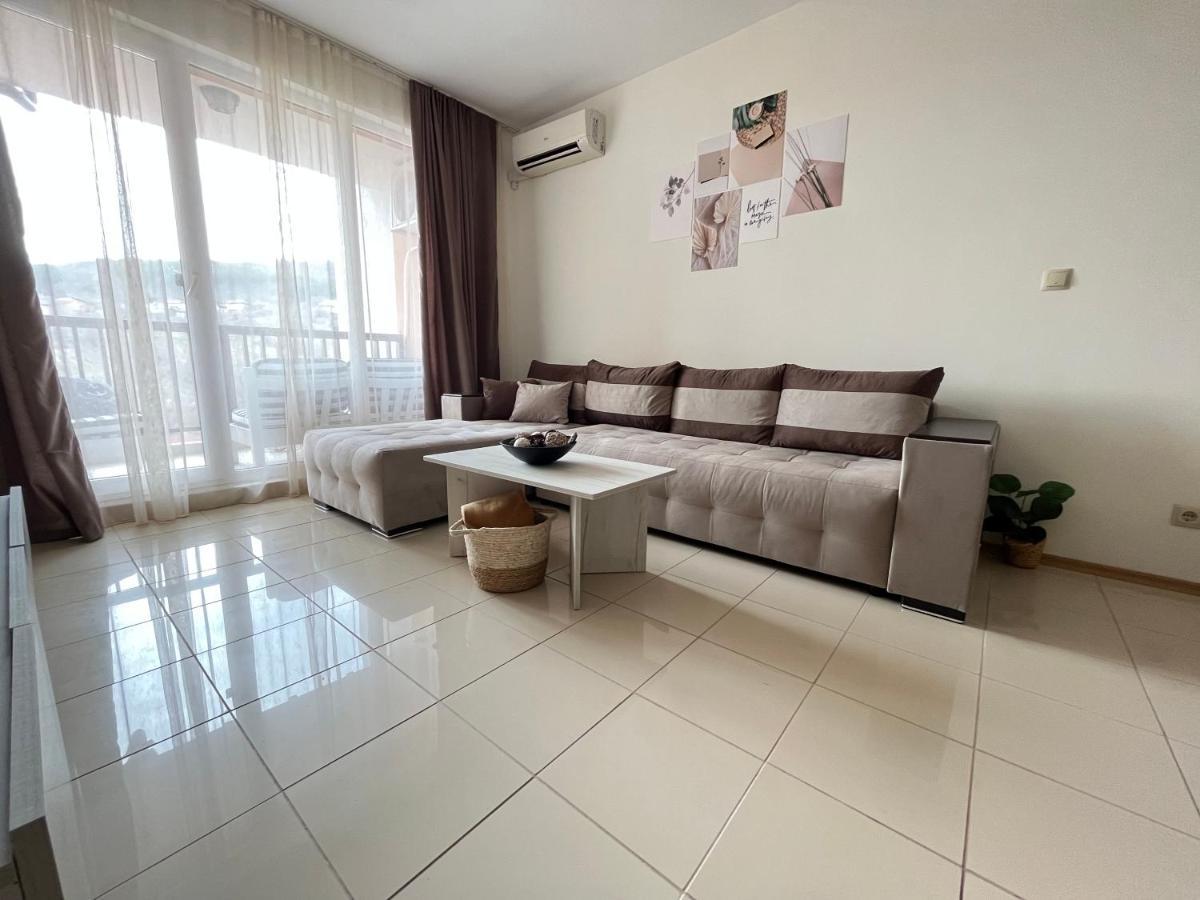 Harmony Hills Poseidon Apartment Rogachevo ภายนอก รูปภาพ